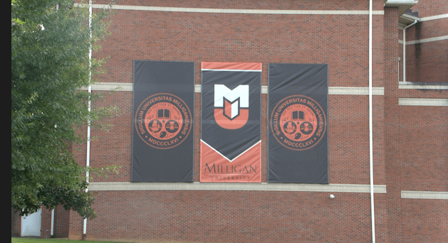 Crash involving Tennessee university's cycling team leaves 2 dead