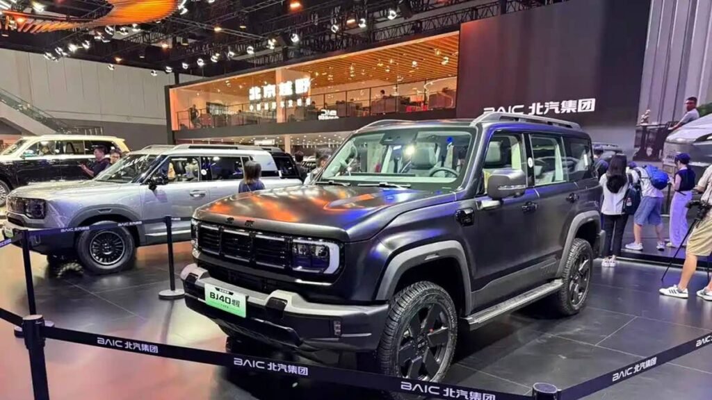 China Is Building Land Cruiser and Defender Lookalikes With Insane Specs