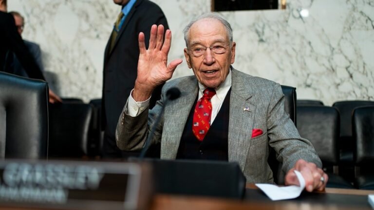 Grassley, Whitehouse blast Treasury decision on FinCEN