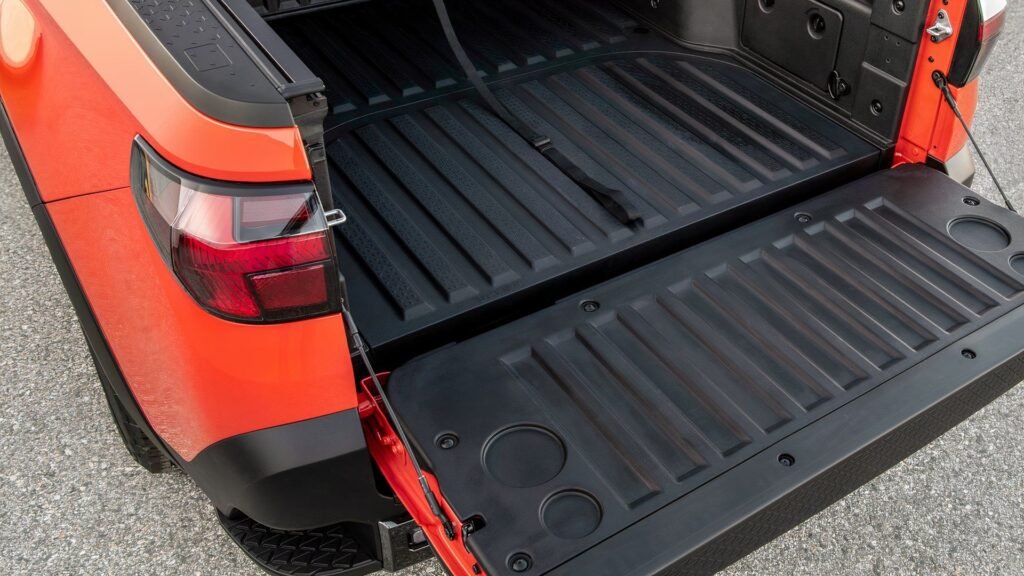 Hyundai's New Truck Has A Trick Tailgate That Will Make Detroit Automakers Jealous