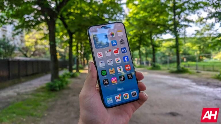 Your iPhone 17 Pro Case Will Reportedly Fit the iPhone 18 Pro, and That Says It All