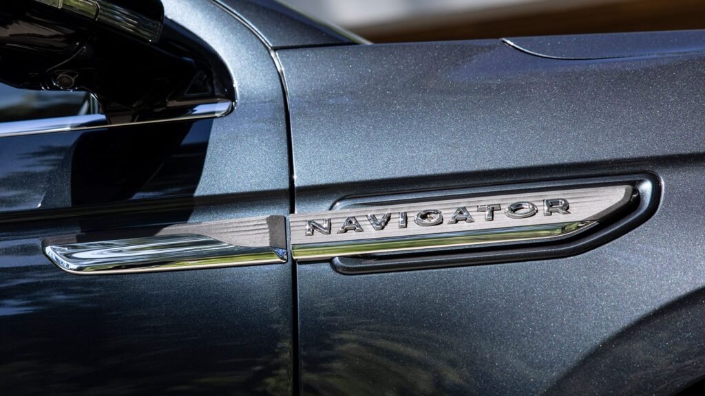 The Fastest-Depreciating Luxury SUV Lost $55k In Five Years, Making It A Used Steal