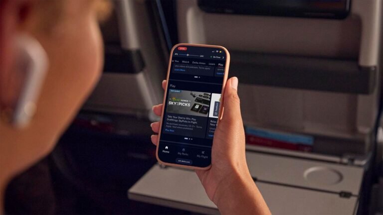 Delta passengers can now play DraftKings at 35,000 feet—for free