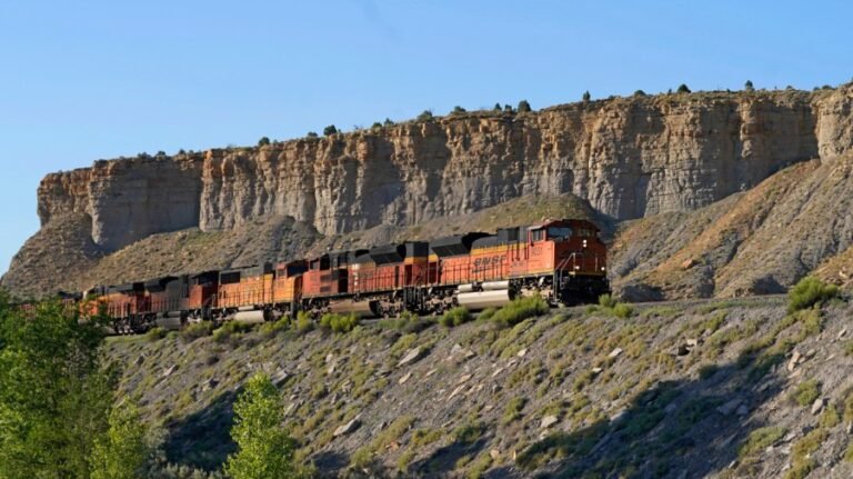 Freight railroads lose challenge to crew size rule
