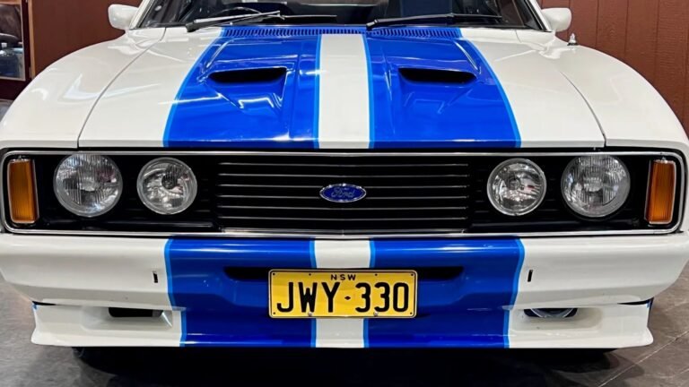 4.9-Liter V8, 200-HP, Only 400 Made: The Falcon Cobra You've Never Heard About