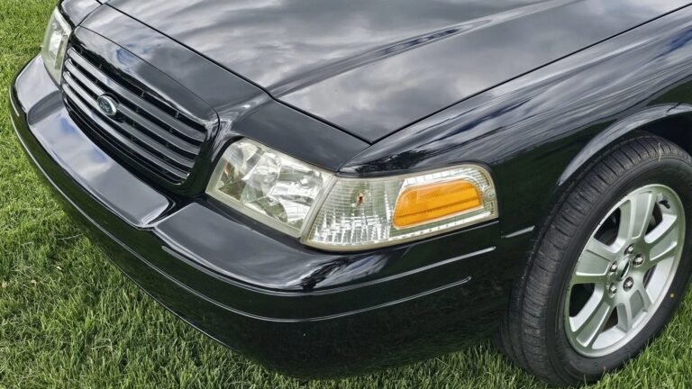 Police Interceptor Muscle, Civilized Interior: The Crown Victoria LX Sport Is A Rare Performance Loophole