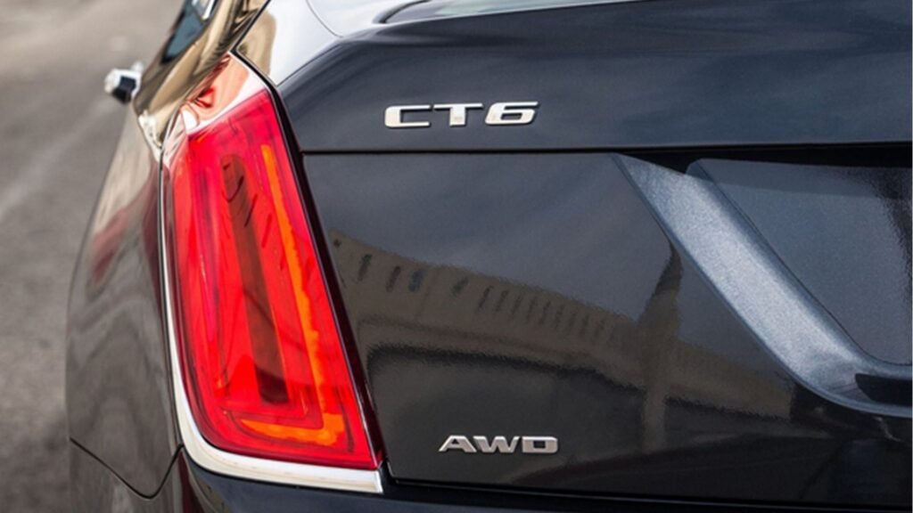 Forget The BMW 7 Series: This $27,000 Twin-Turbo V8 Cadillac Comes With A 15-Year Warranty