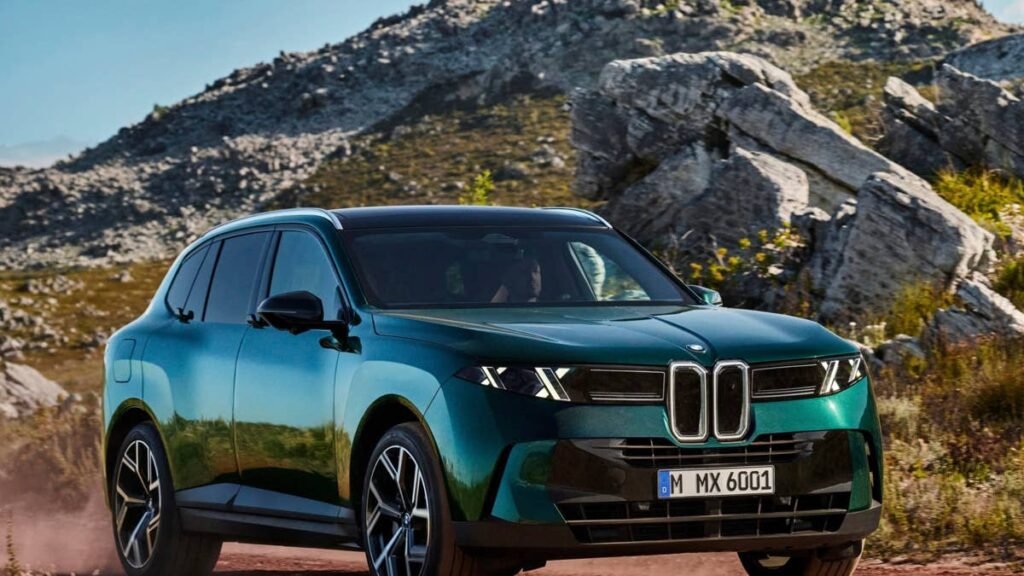 BMW Already Offering Discounts on the All-New X5 and iX3