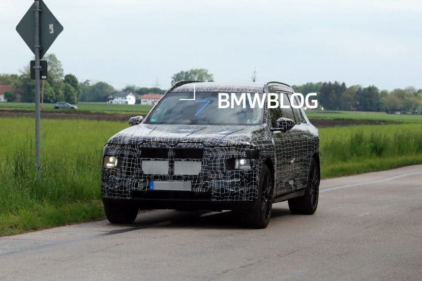 2028 BMW X7 (G67): Design, V8 Power, and Release Date