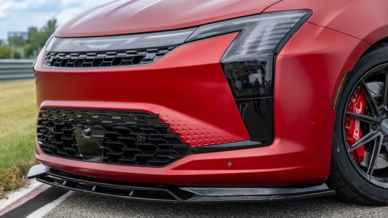 Chrysler's Comeback Will Start With $25,000 Crossovers