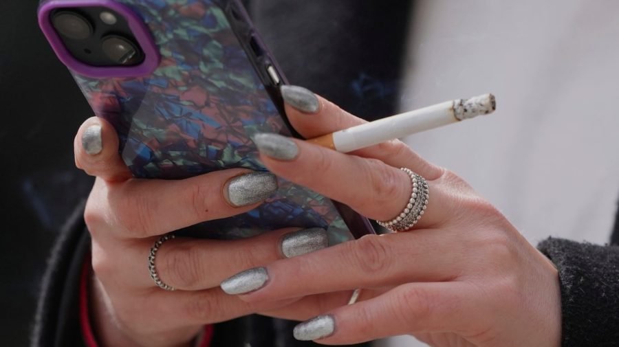 WHO report warns of link between smoking and infertility