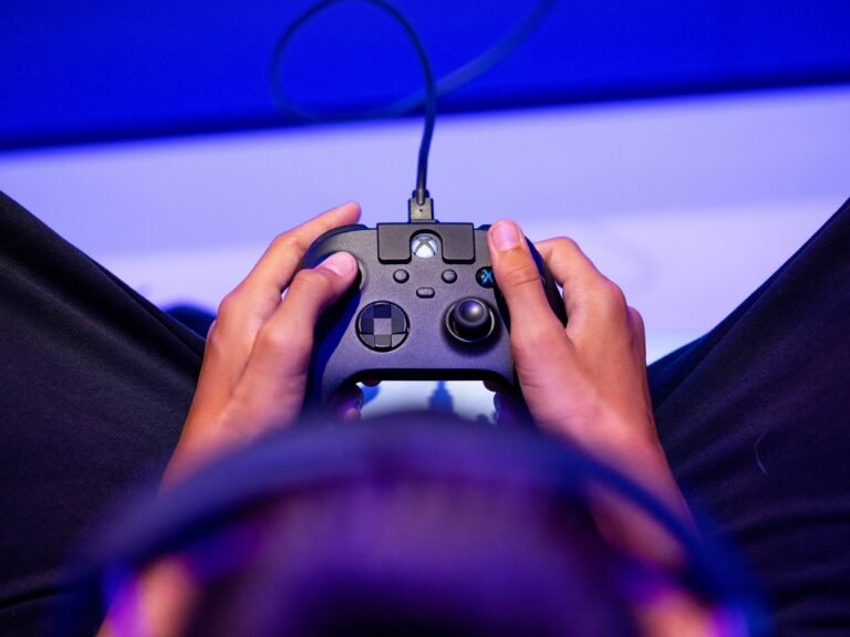 Xbox is putting monthly time limits on cloud gaming