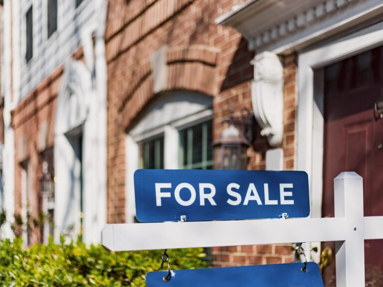9 startups helping homebuyers and sellers save money on traditional real estate agents