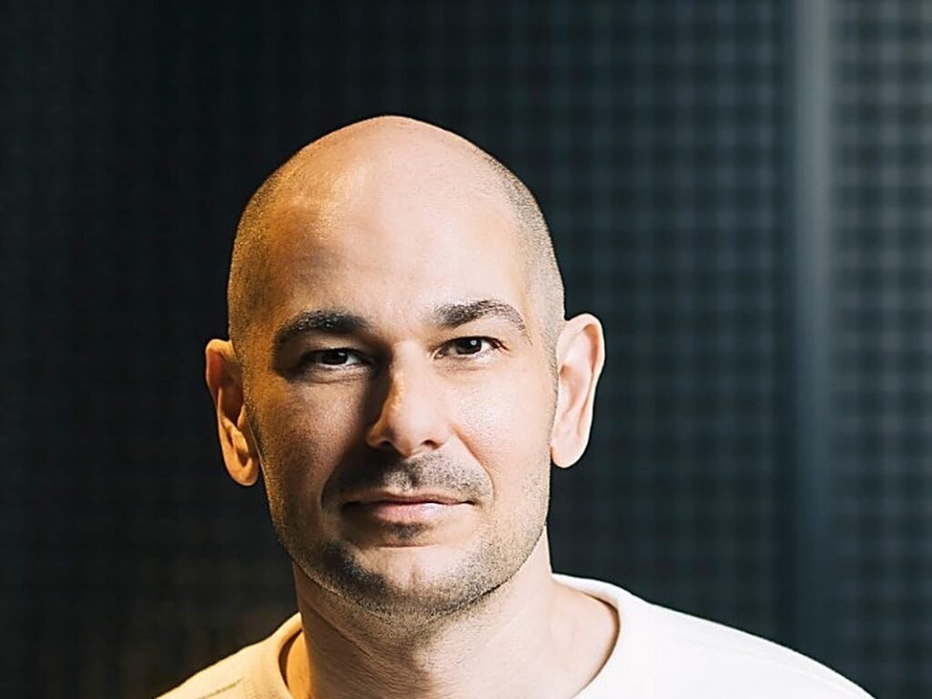 This tech founder says prompting AI agents is a lot like managing people