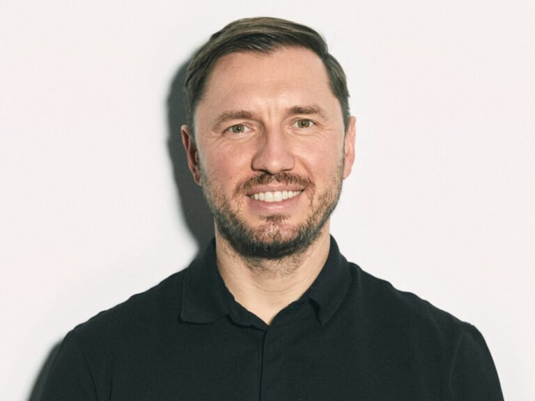 The CEO of language-learning startup Preply asks job candidates these questions
