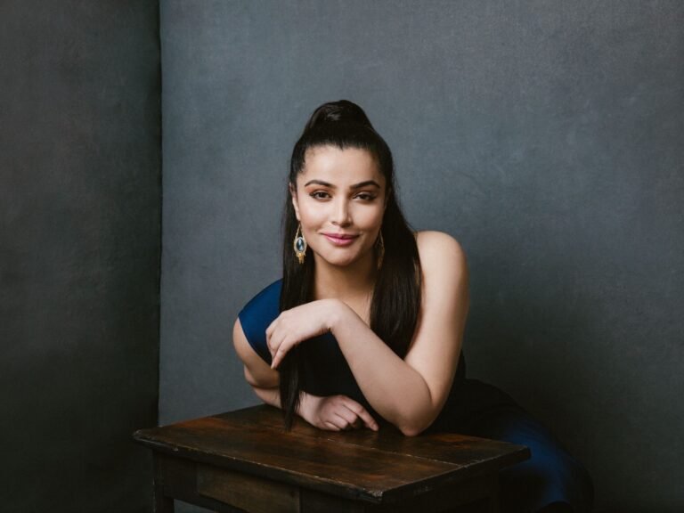 I'm a matchmaker who charges up to $250,000. My clients want partners who are driven, but flexible.