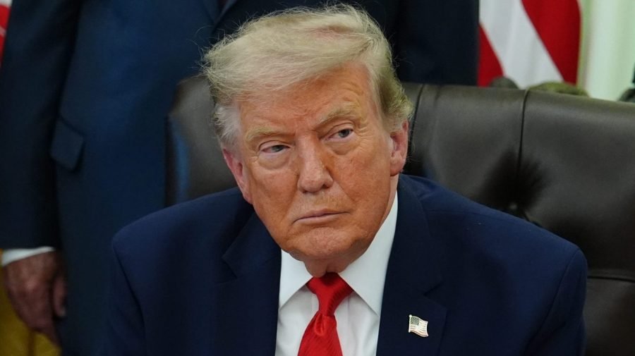 Watch live: Trump meets with travel executives