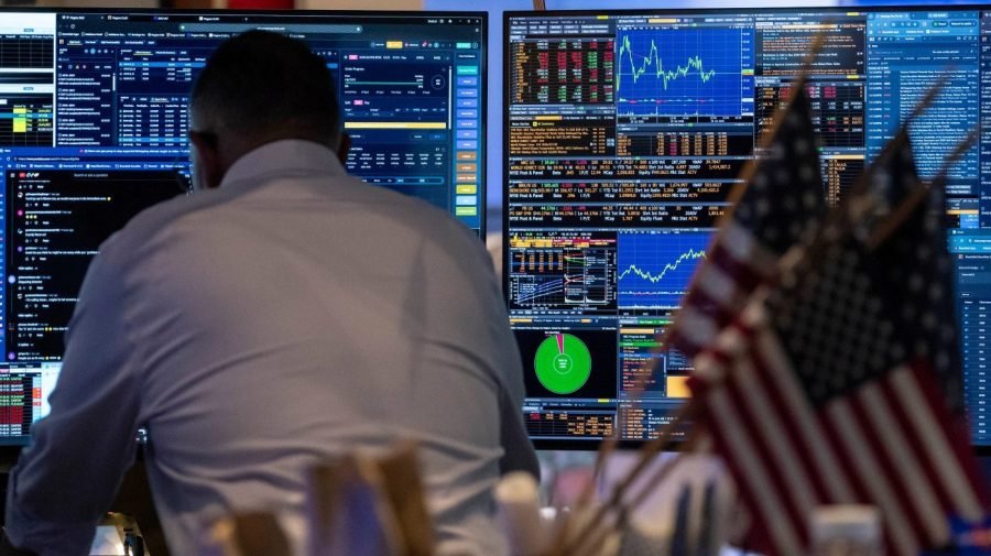 Bond sell-off soars amid inflation, debt fears