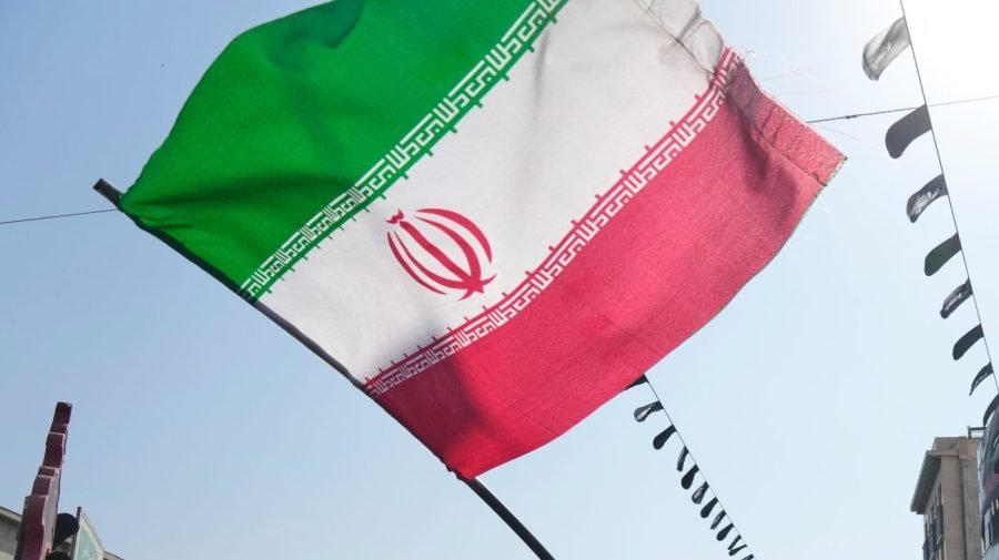 Iran targets US allies in Gulf after latest strikes