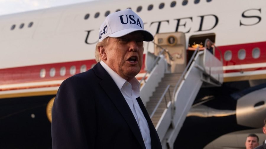 Trump: 'I'm not downplaying' AI risks