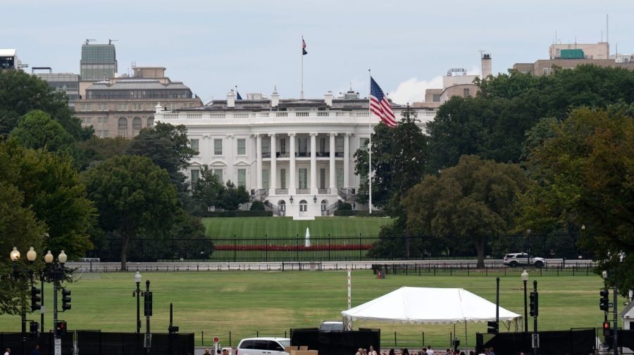 White House defends pro-Trump TV ads timed with midterms: 'Patriotism isn’t partisan'