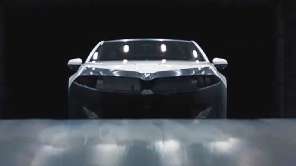 BMW Gears Up To Unveil All-New 3-Series On September 29