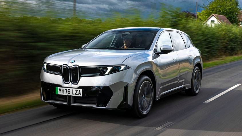 New BMW iX3 40 M Sport - pictures
