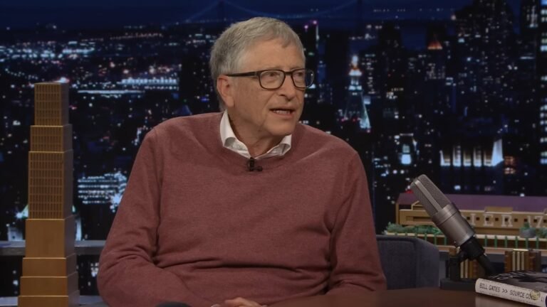 Bill Gates Thinks the US and China Must Cooperate on Alien-Level AI Risks