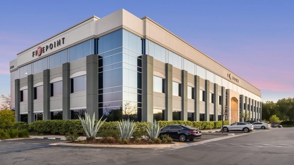CBRE Arranges Valencia Office Sale for Harbor Associates