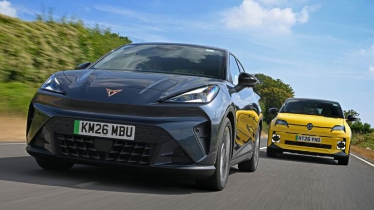 Cupra Raval vs Renault 5 - pictures