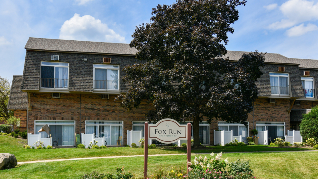 Marcus & Millichap Closes Suburban Chicago Multifamily Property Sale