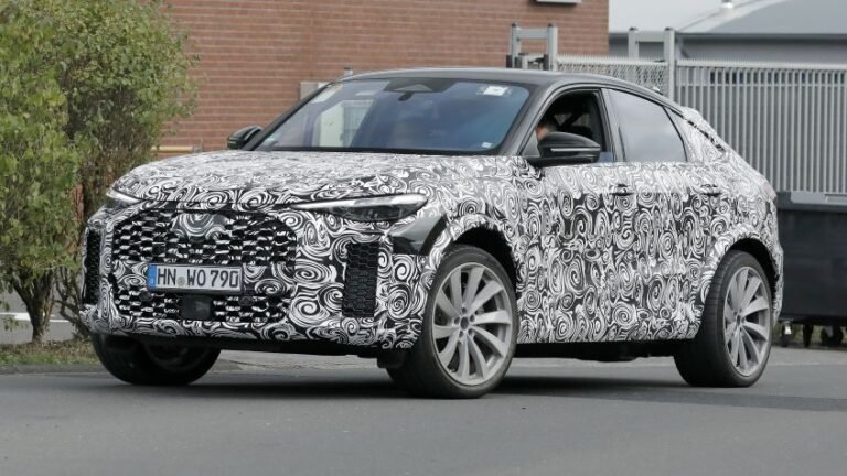 New Audi RS Q5 - pictures