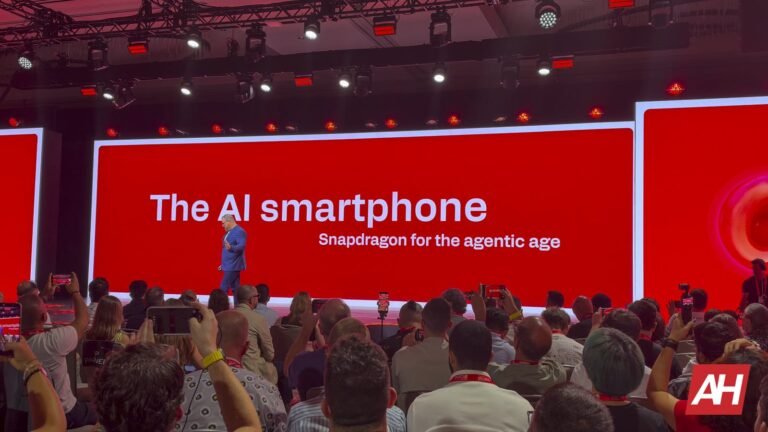 Despite AI and Smart Glasses, Qualcomm Believes the Phone Will Always Be the Hub
