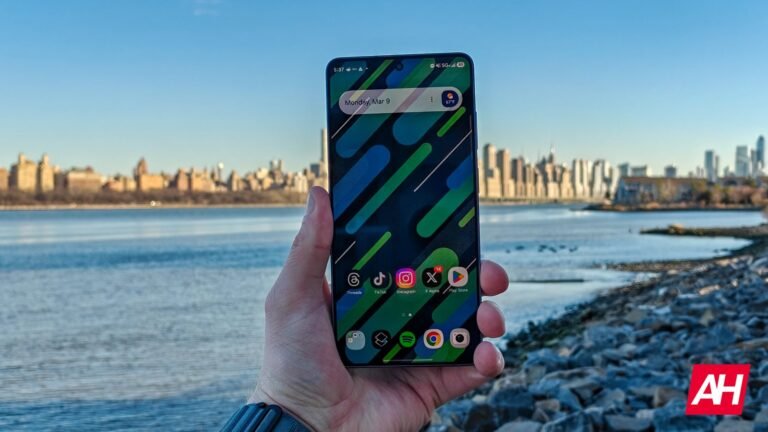 Samsung Call-Blocking Patent Could Make Blocked Numbers Completely Silent