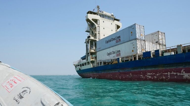 Centcom: Over 1B crude oil barrels passed through Hormuz strait in recent months