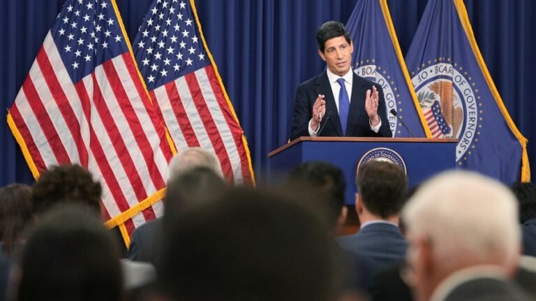 Fed interest rate hike adds to midterm tremors for GOP