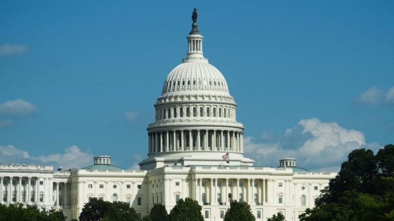 Congress takes midterm shutdown fight off the table