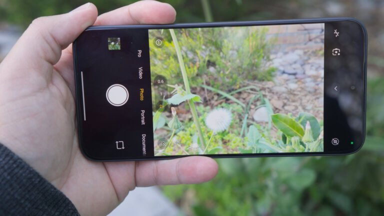 This $500 Android phone shows what Google still gets wrong with the Pixel 11 camera