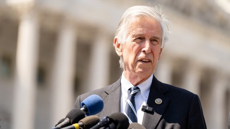 Beyer says Trump is prepping construction of his arch