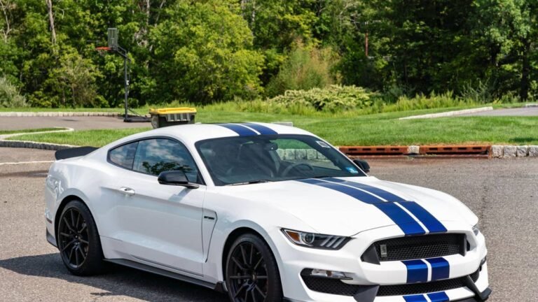 2016 Ford Mustang Shelby GT350 for Sale With 10,200 Miles
