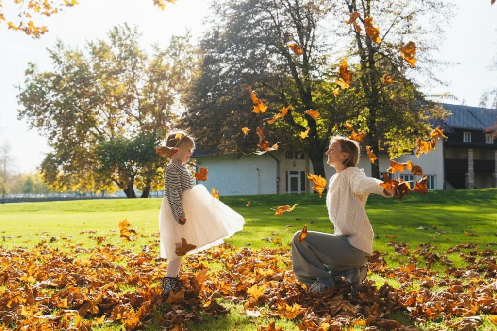 70 Perfect Autumn Quotes & Jokes Too Funny To Be-Leaf
