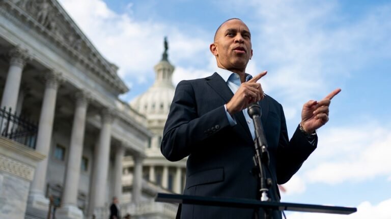 Jeffries knocks Trump opposition to AI guardrails