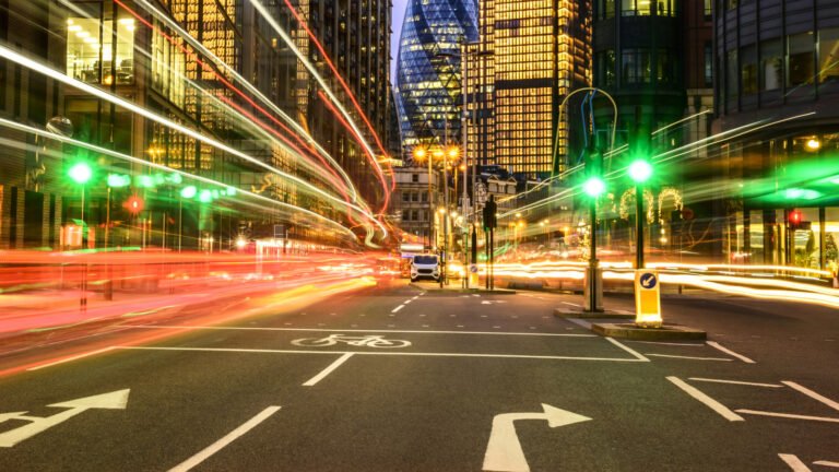 City Rewarding Safe Drivers With Never-Ending Green Lights Sees Dramatic Drop In Speeds And Crashes