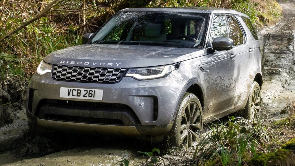 A 5-Year-Old Land Rover Discovery Now Costs The Same As A Used Toyota Highlander