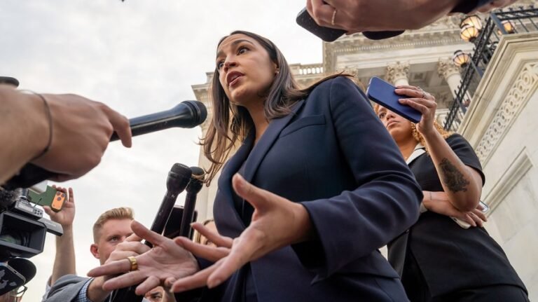 Ocasio-Cortez says she's concerned about Jeffries-Kushner meeting: 'I don’t know what that was about'