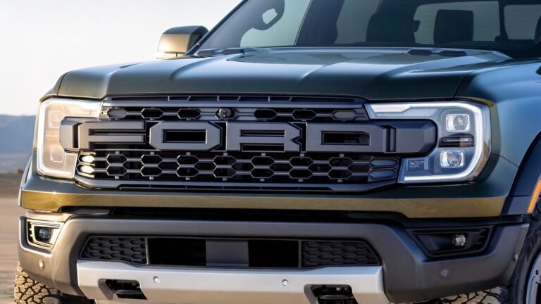 F-150 XLT 4x4 Or Ranger Raptor? The $520 Price Gap Forcing A Tough Truck Choice