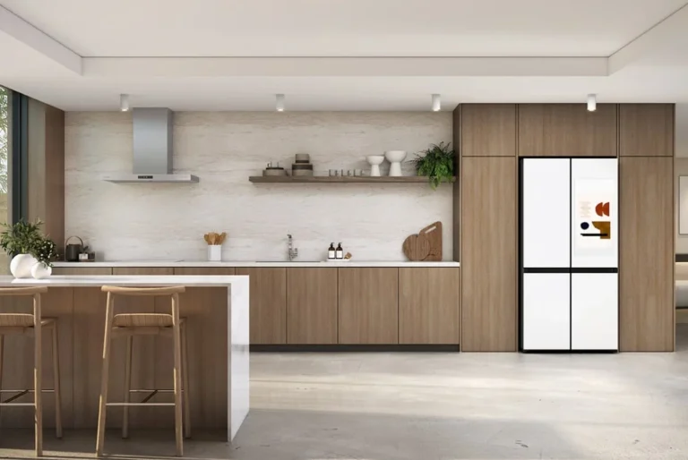 Samsung Smart Fridges Forgot How to Cool After a Botched Software Update