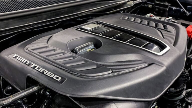 The First Hurricane Inline-6 Engine Is Over 60 Years Old