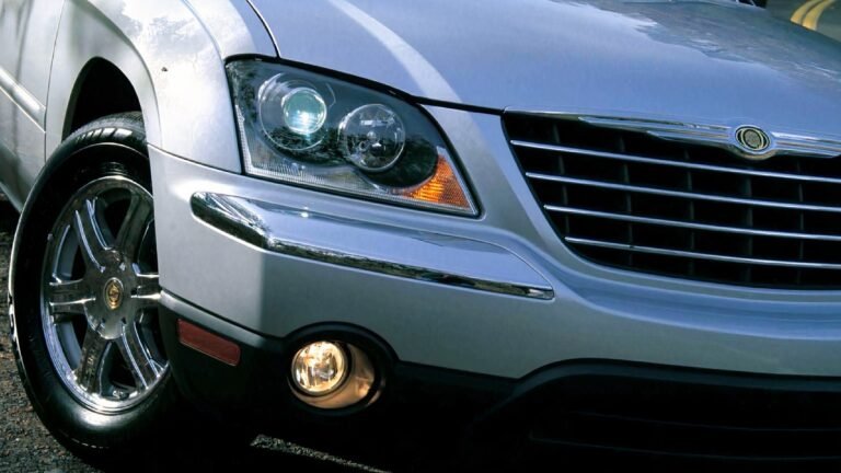 Chrysler Spent Millions Inventing The Modern Crossover In 2004, But Buyers Had No Idea What It Was