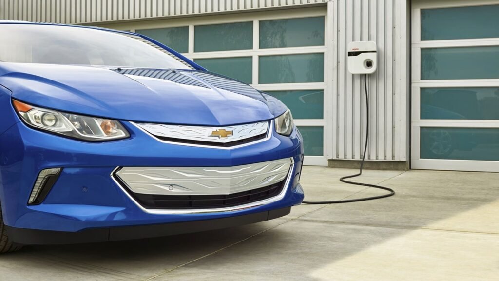 GM Is Conveniently Vague On All The New Hybrids It Desperately Needs